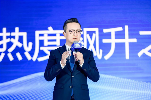 包含赛地聚焦：NBA总决赛加时末段热度飙升，北京首钢调整名单，引发热议，球探报告显示潜力的词条